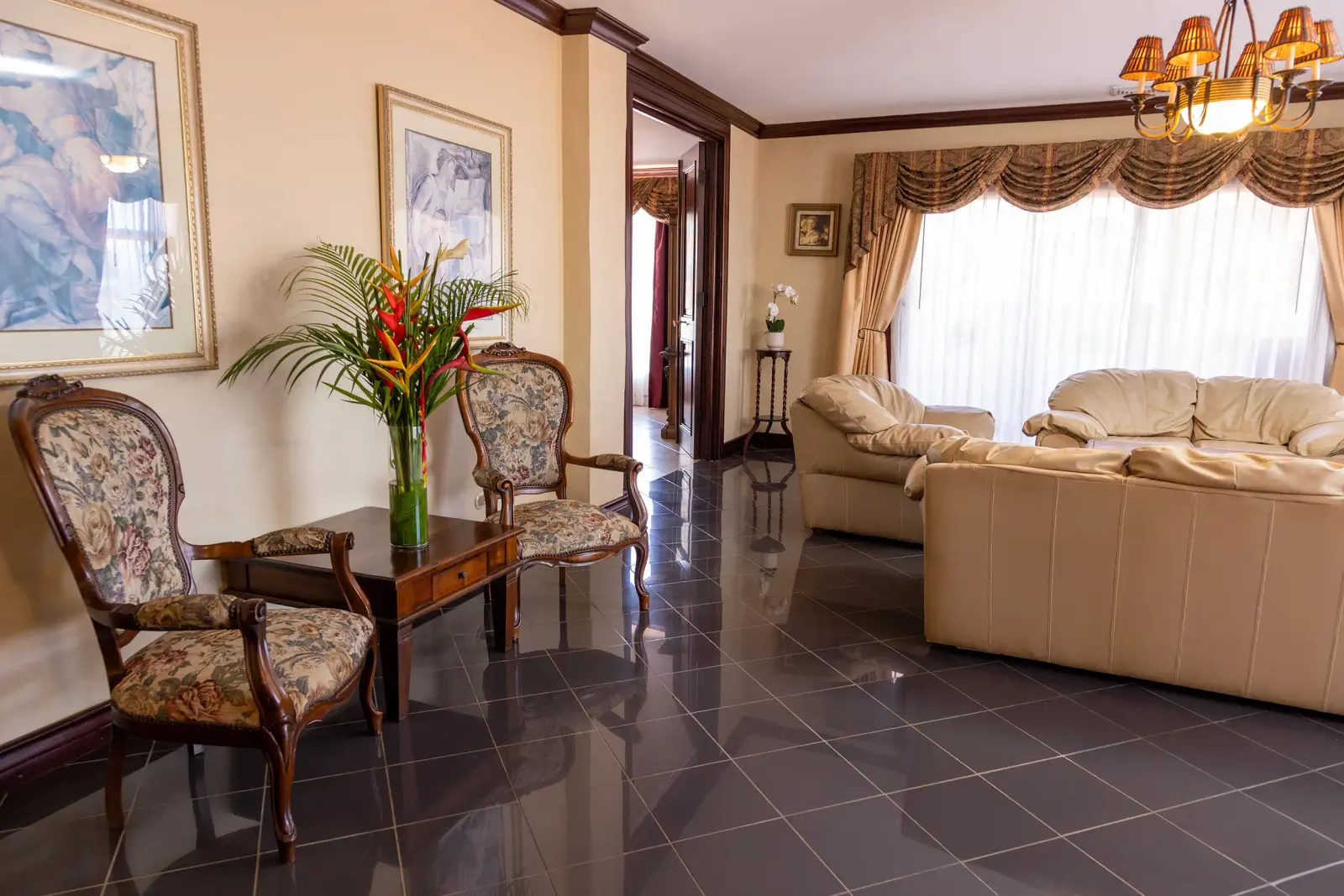 Family Suite, photo 2 of 54