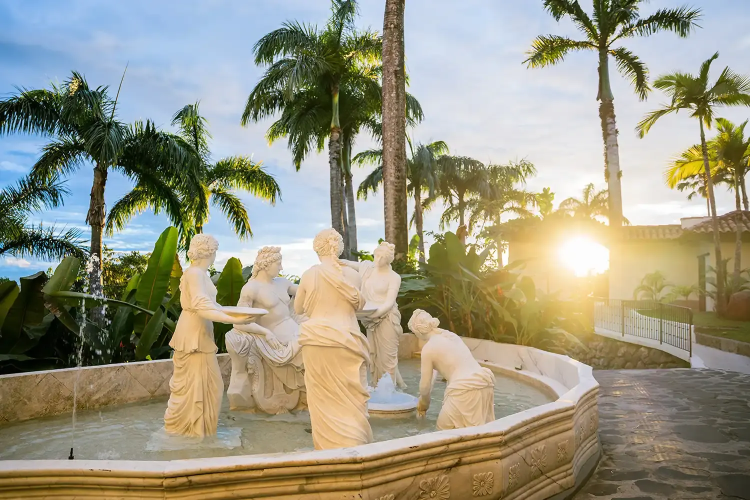 jardín tropical en Parador Nature Resort, Manuel Antonio