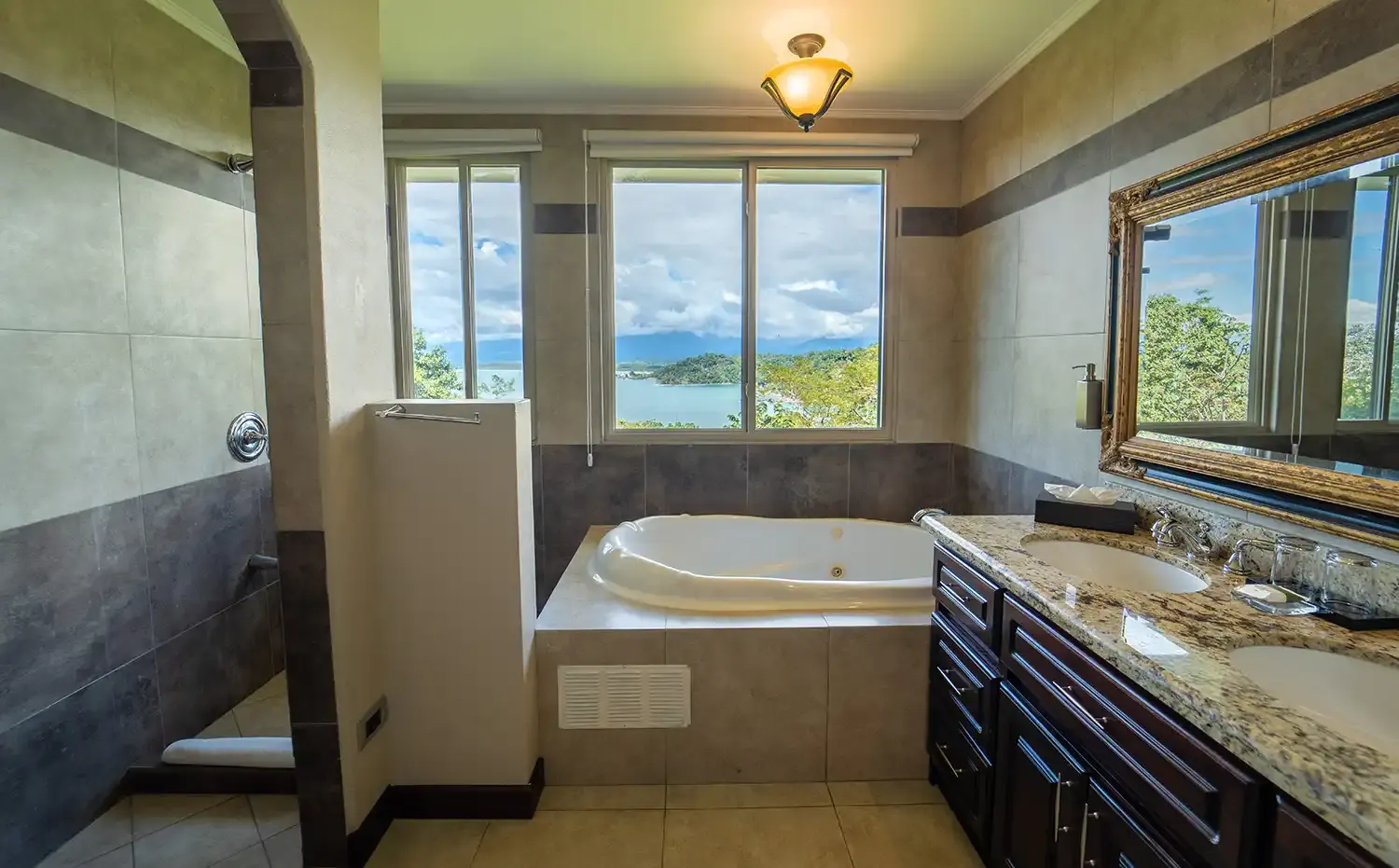 Suite Penthouse en Parador Nature Resort, Manuel Antonio