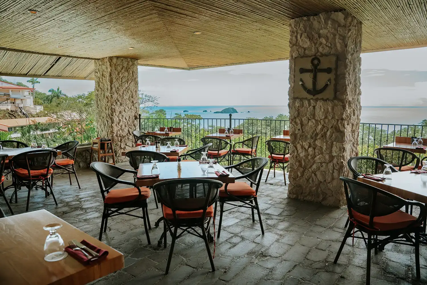 Restaurante en Parador Nature Resort, Manuel Antonio