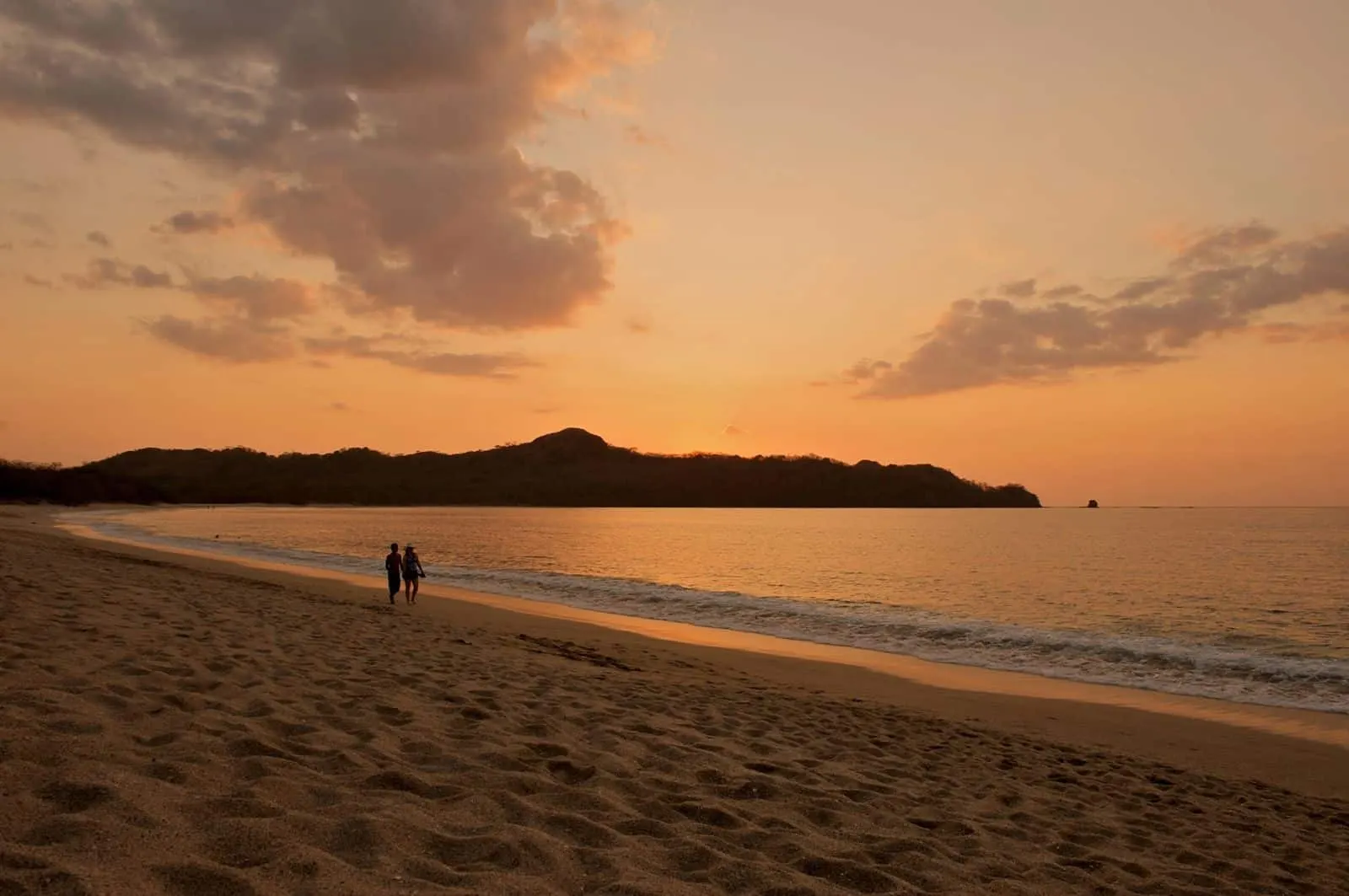 Imagen destacada de “Escapadas románticas en Manuel Antonio: hotel, vida silvestre y atardeceres”